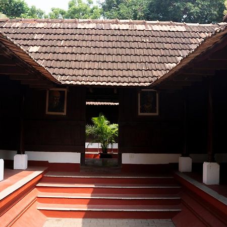 Green Meadows Resort Madras Buitenkant foto