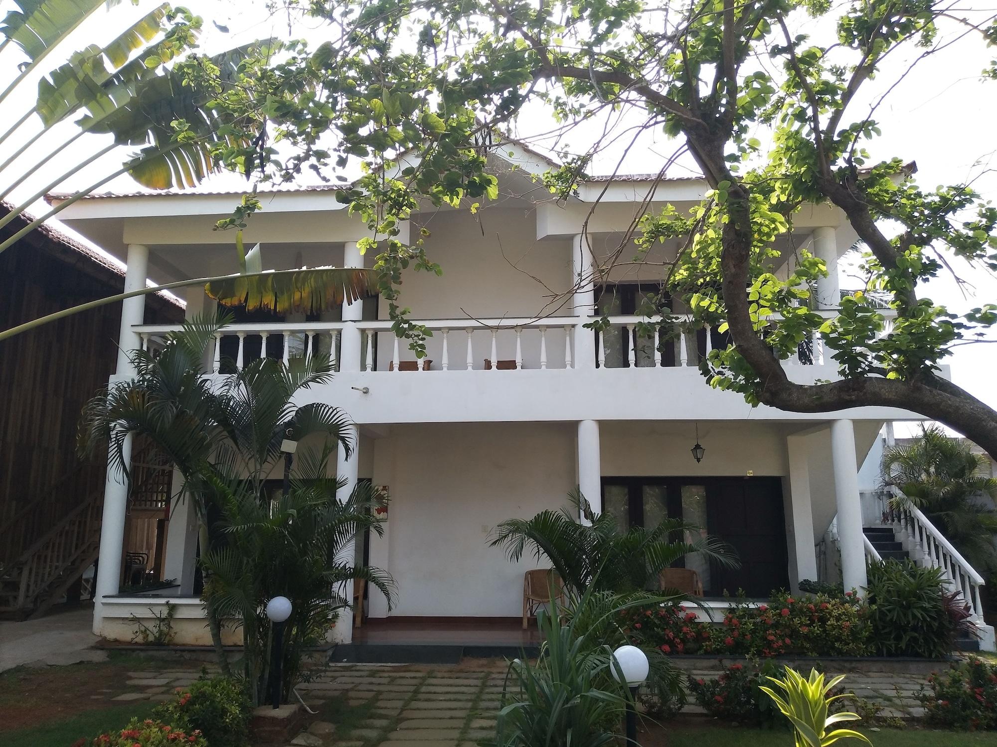 Green Meadows Resort Madras Buitenkant foto