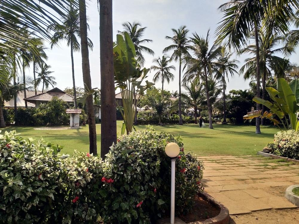 Green Meadows Resort Madras Buitenkant foto