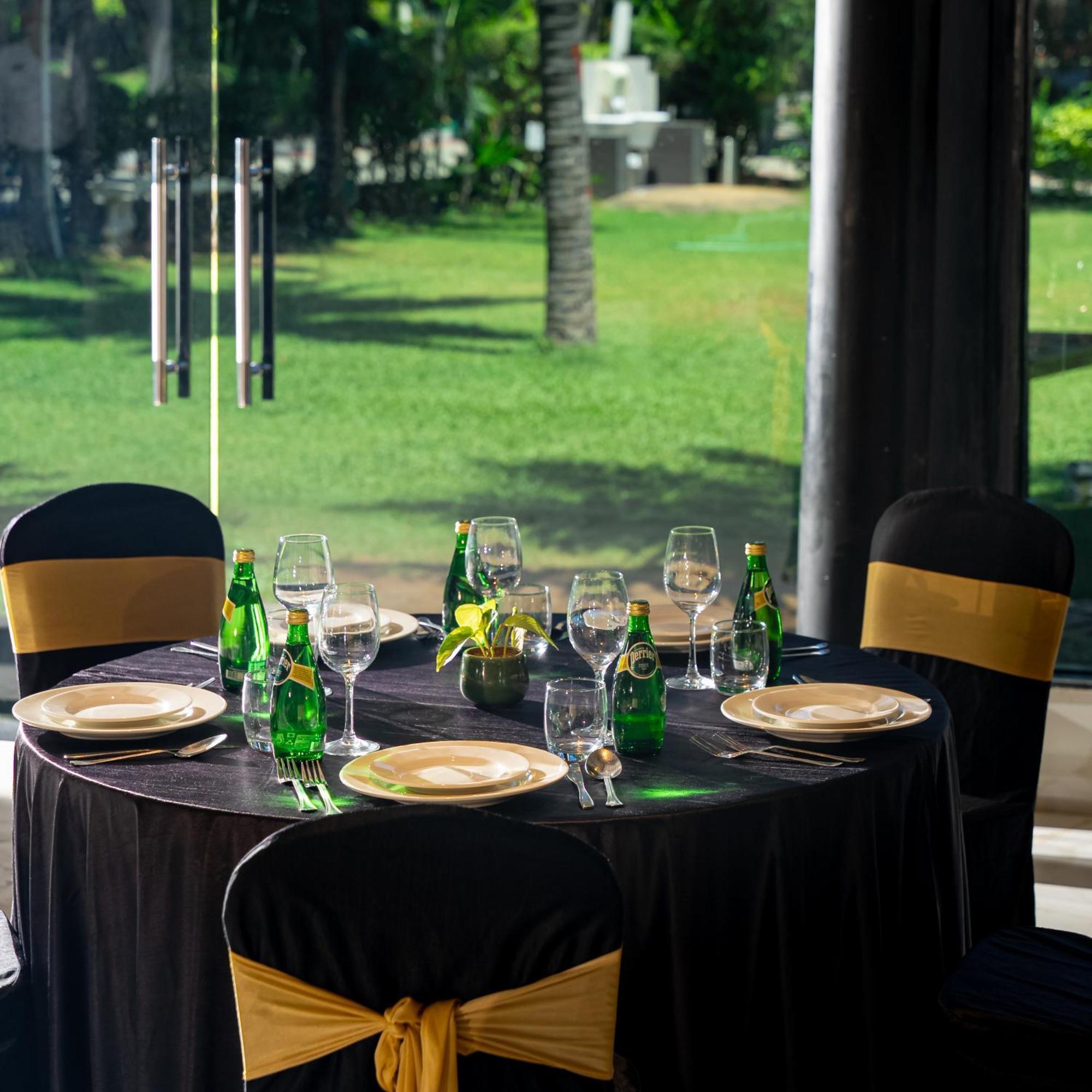 Green Meadows Resort Madras Buitenkant foto