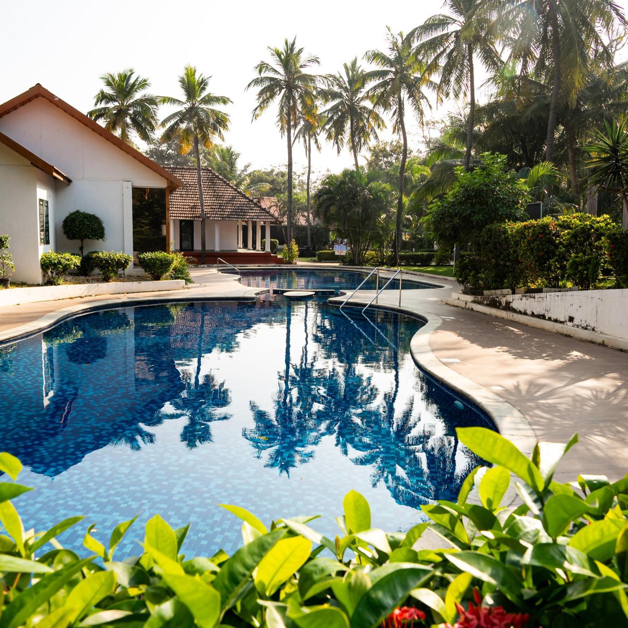 Green Meadows Resort Madras Buitenkant foto